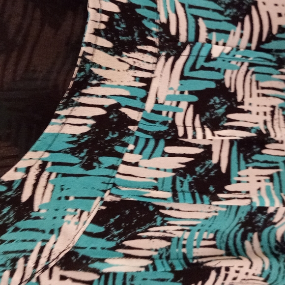 Covington Woman Blouse - Picture 3 of 5